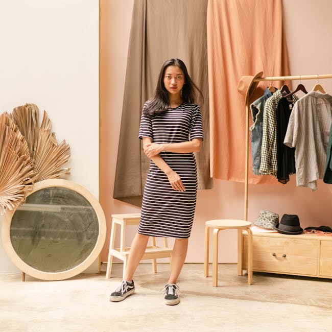 The Influence of Fashion Bloggers and Influencers on Women's Clothing  Be  Sunset