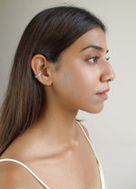 Load image into Gallery viewer, silver pequeno ear cuffs Bombay Sunset
