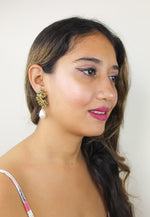 Load image into Gallery viewer, golden frosty pearl earrings Bombay Sunset