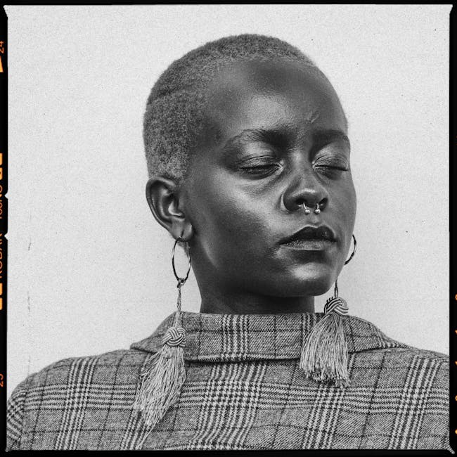 Stylish ways to wear pareos during colder months