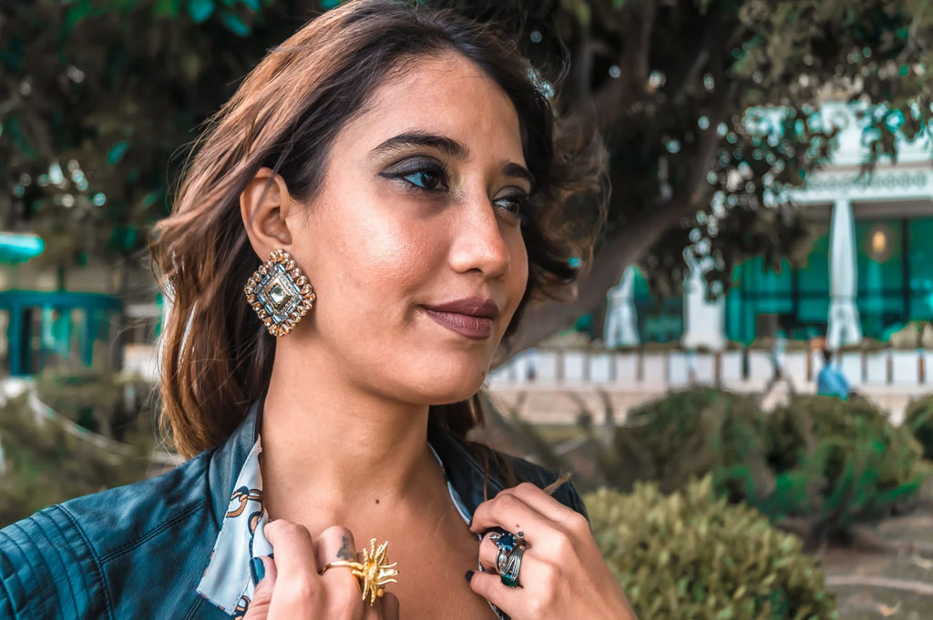 Selecting the perfect earrings for your own facial type