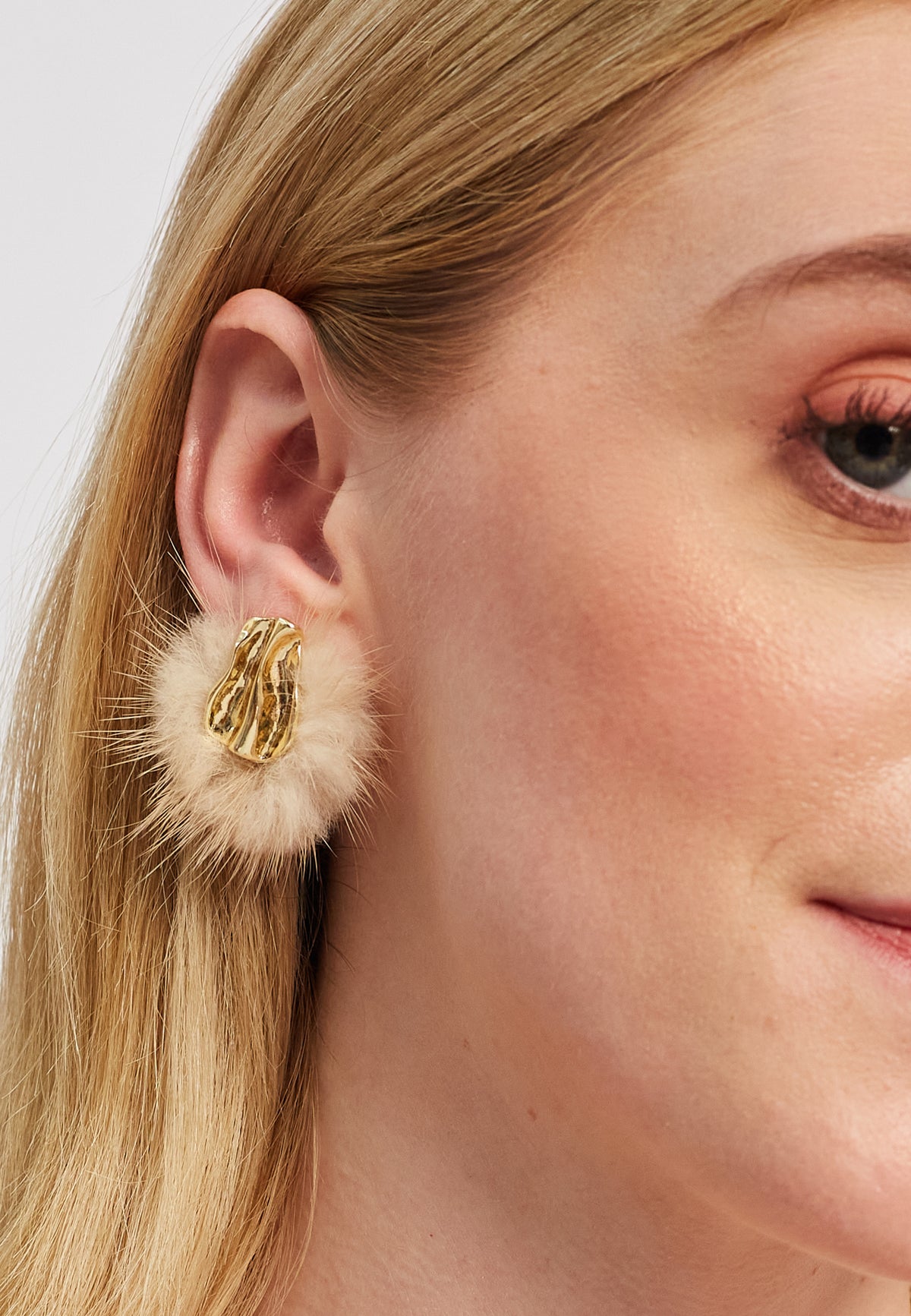 Dara earrings
