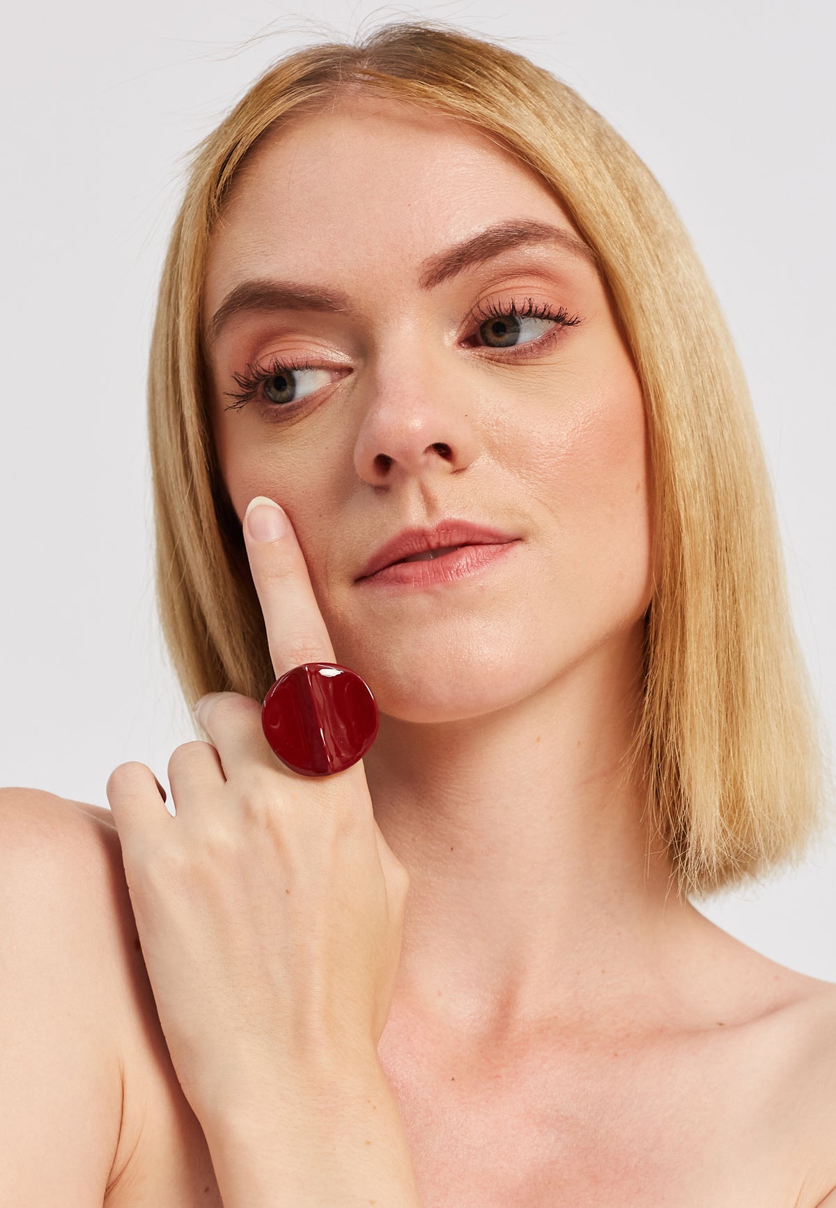 Izzy ring