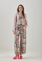 Load image into Gallery viewer, Plumara Vest
