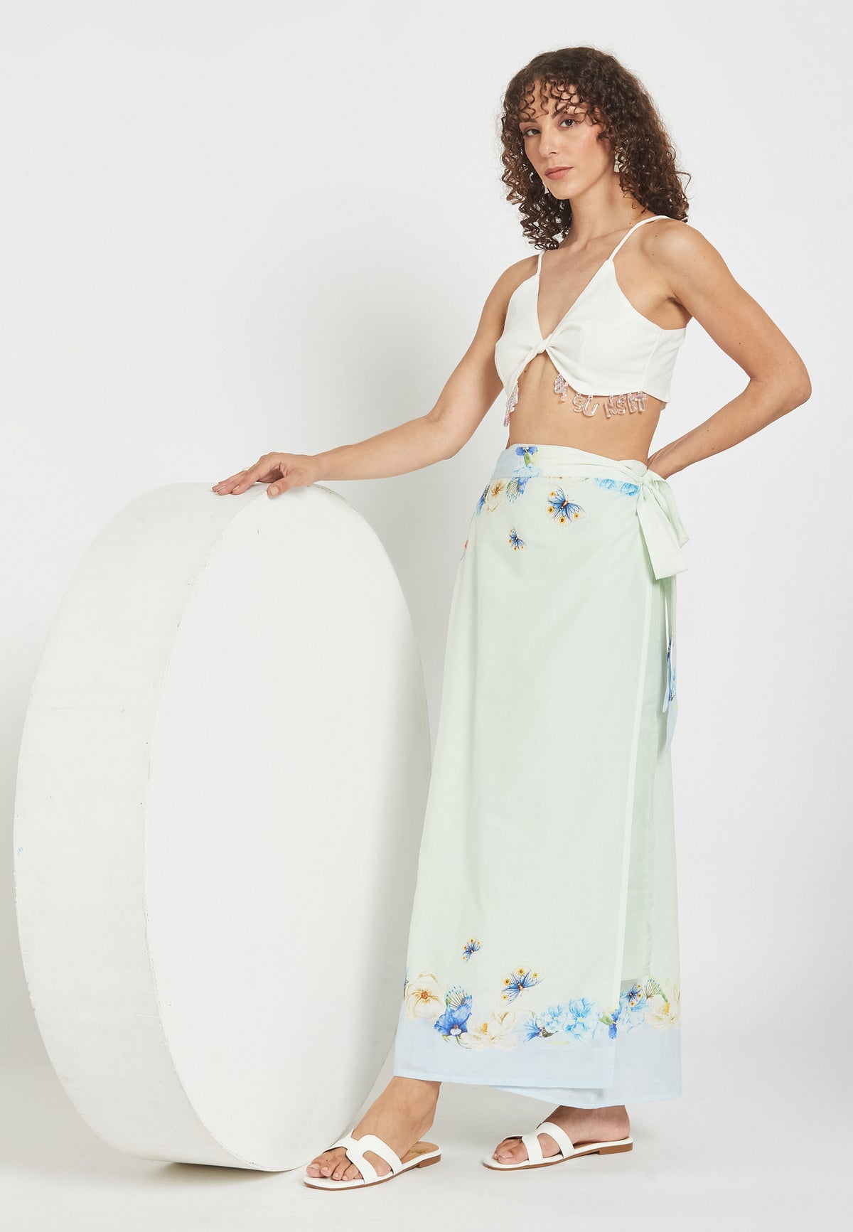 Nautilus white top