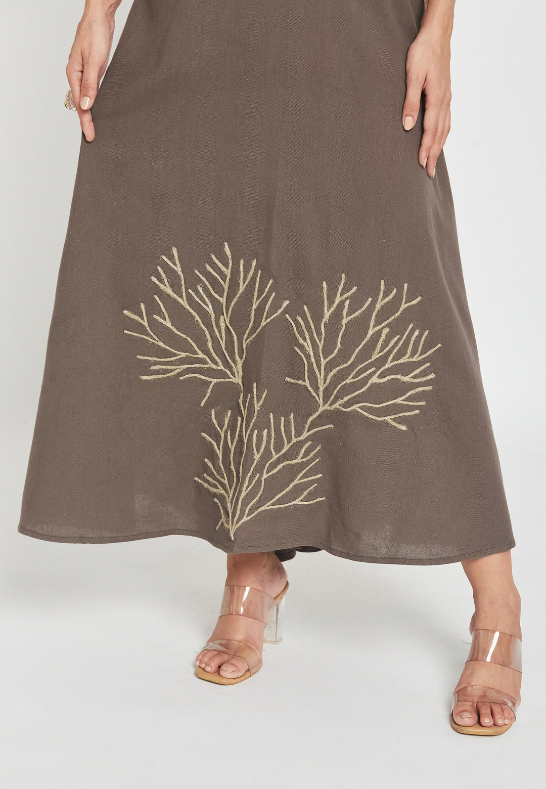 Vergoldetes Mokka-Kleid