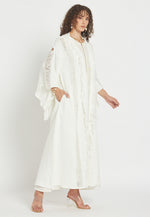 Load image into Gallery viewer, Ondelia Hvid Kimono

