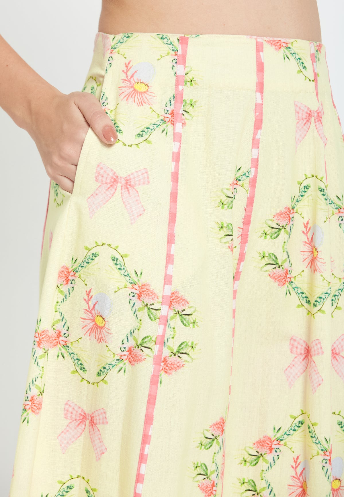 Sole hibiscus skirt