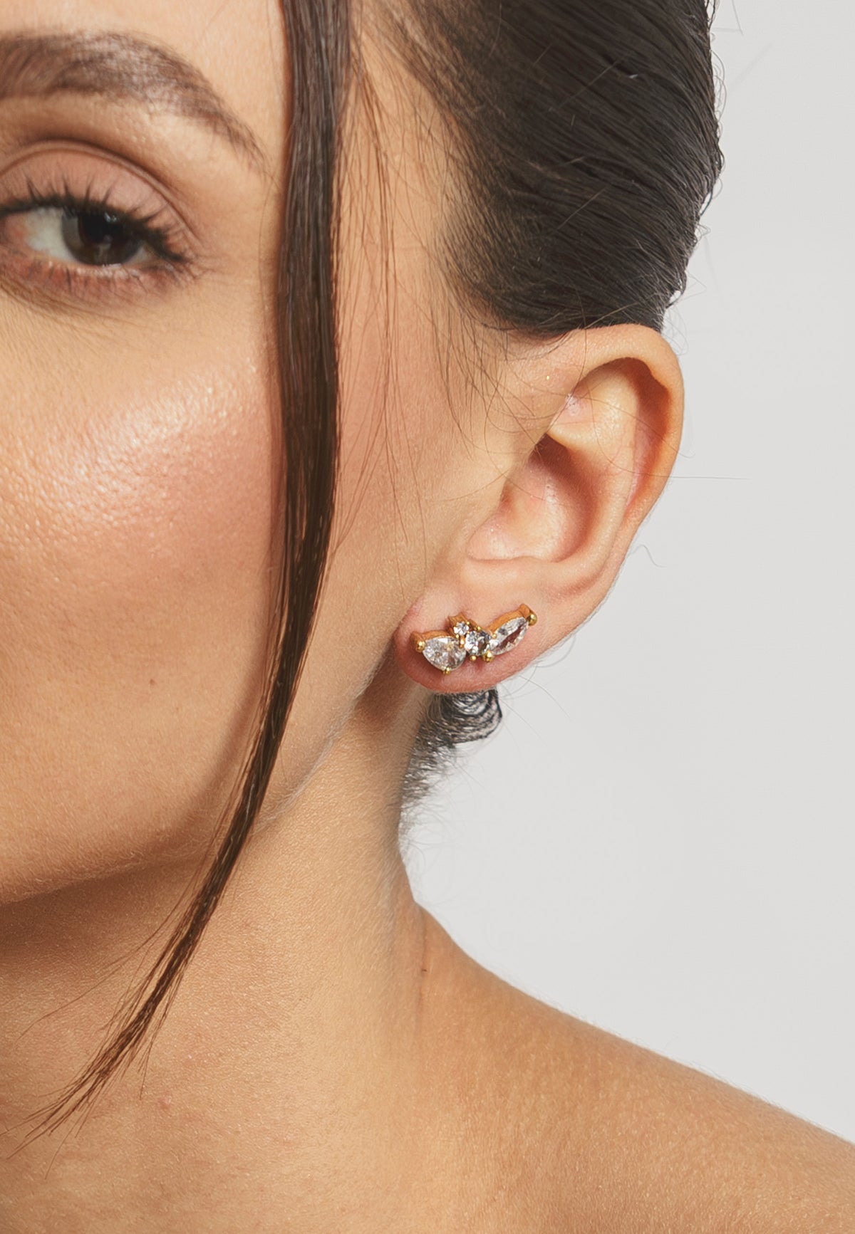 Benitta white earrings