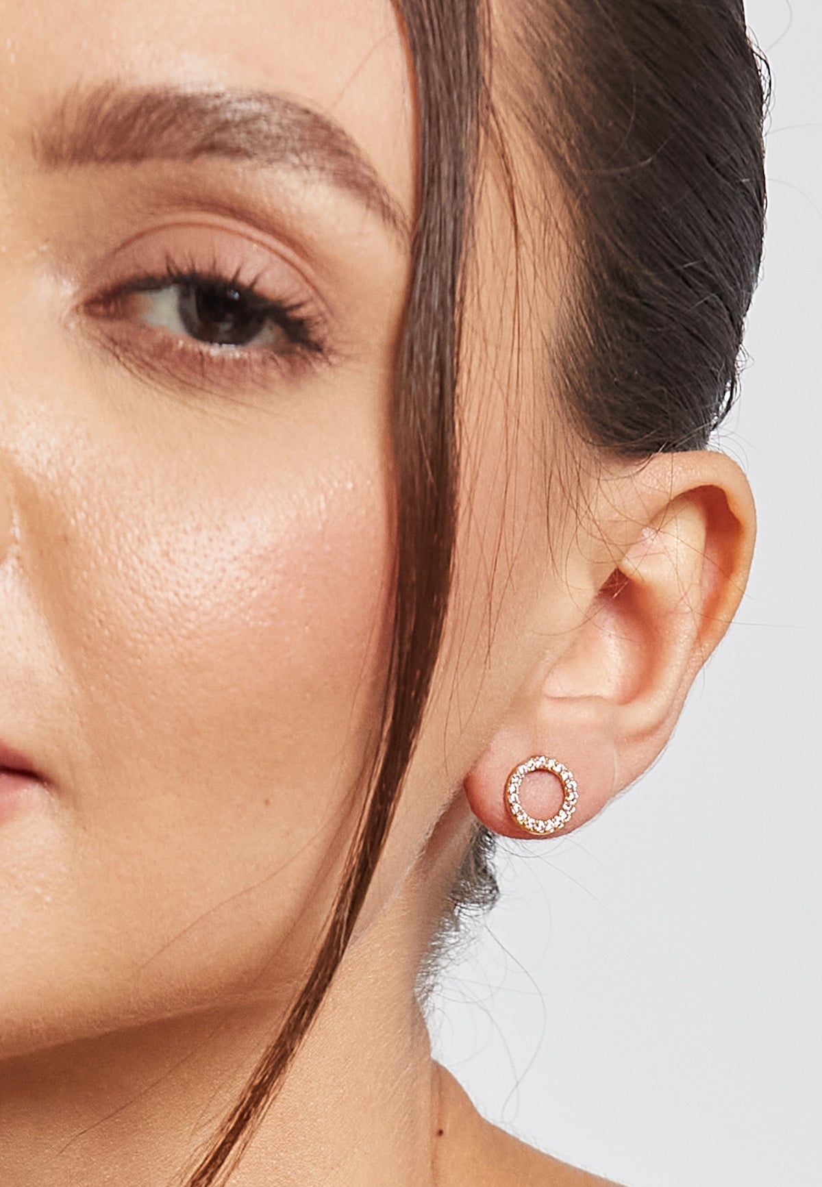 Circle pink earrings