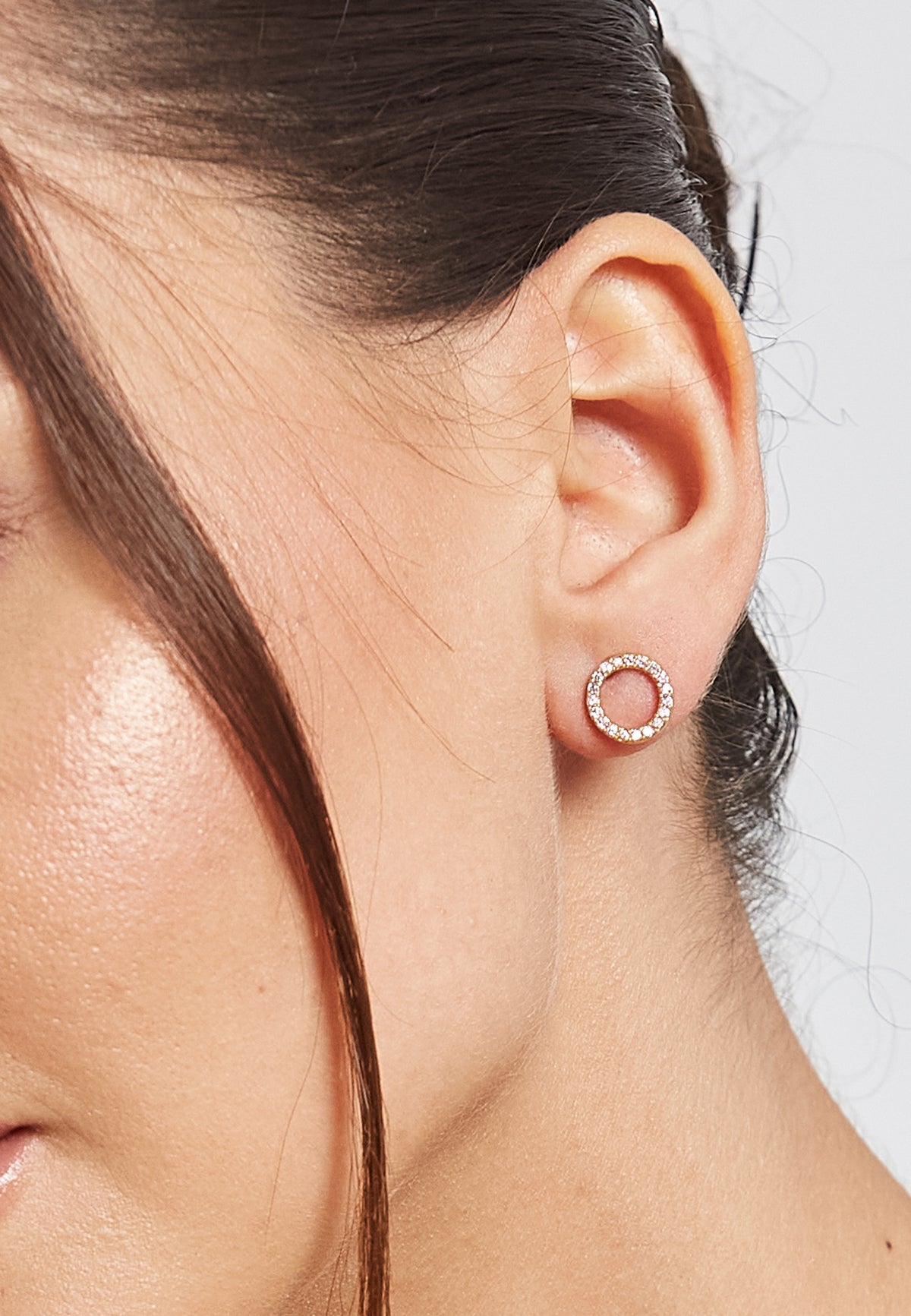 Circle pink earrings