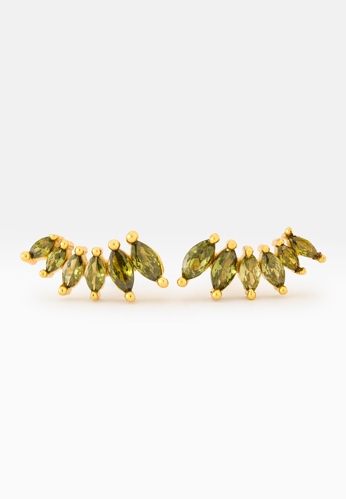 Stepping olive earrings