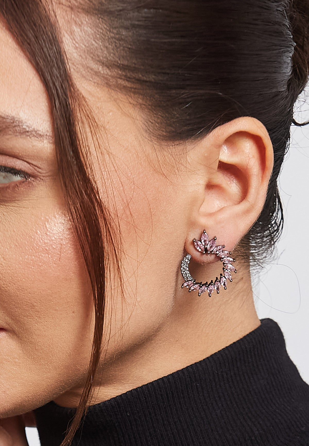 Black viper pink earrings