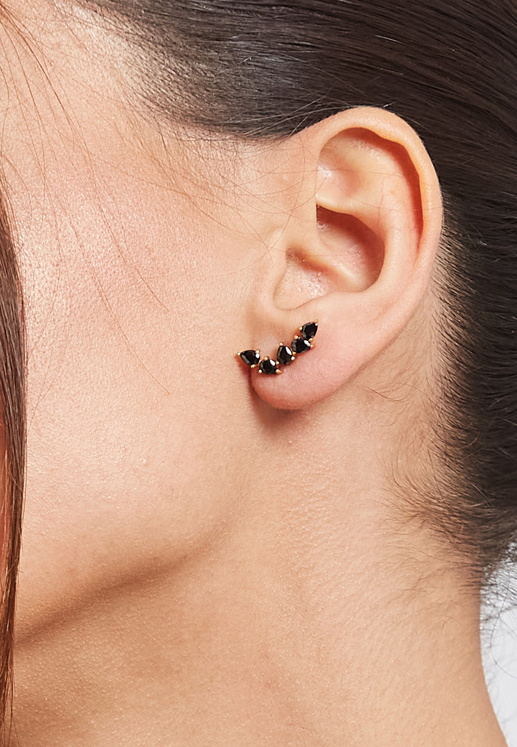 Gondola Black Earrings