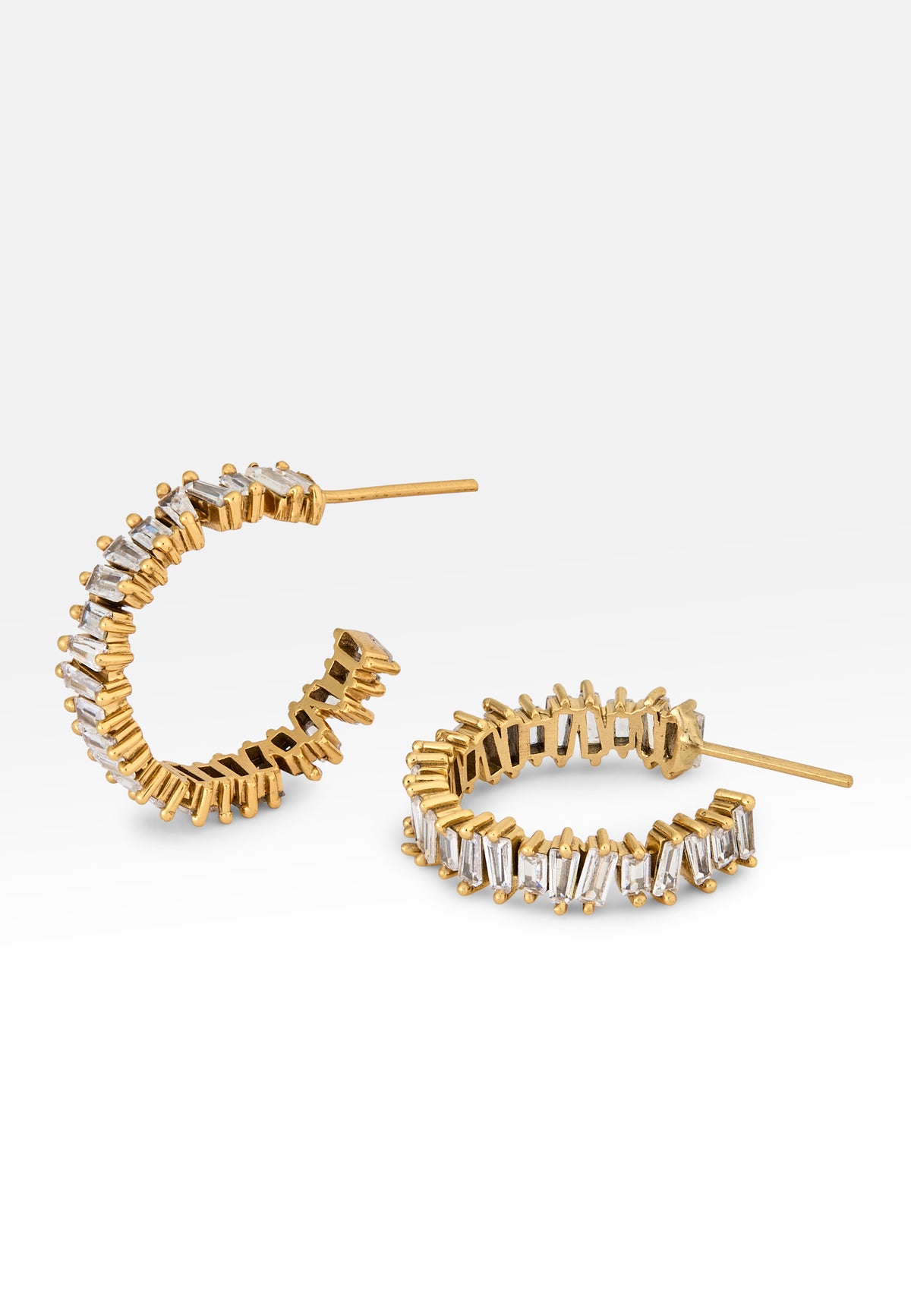 Carlo rucci white earrings