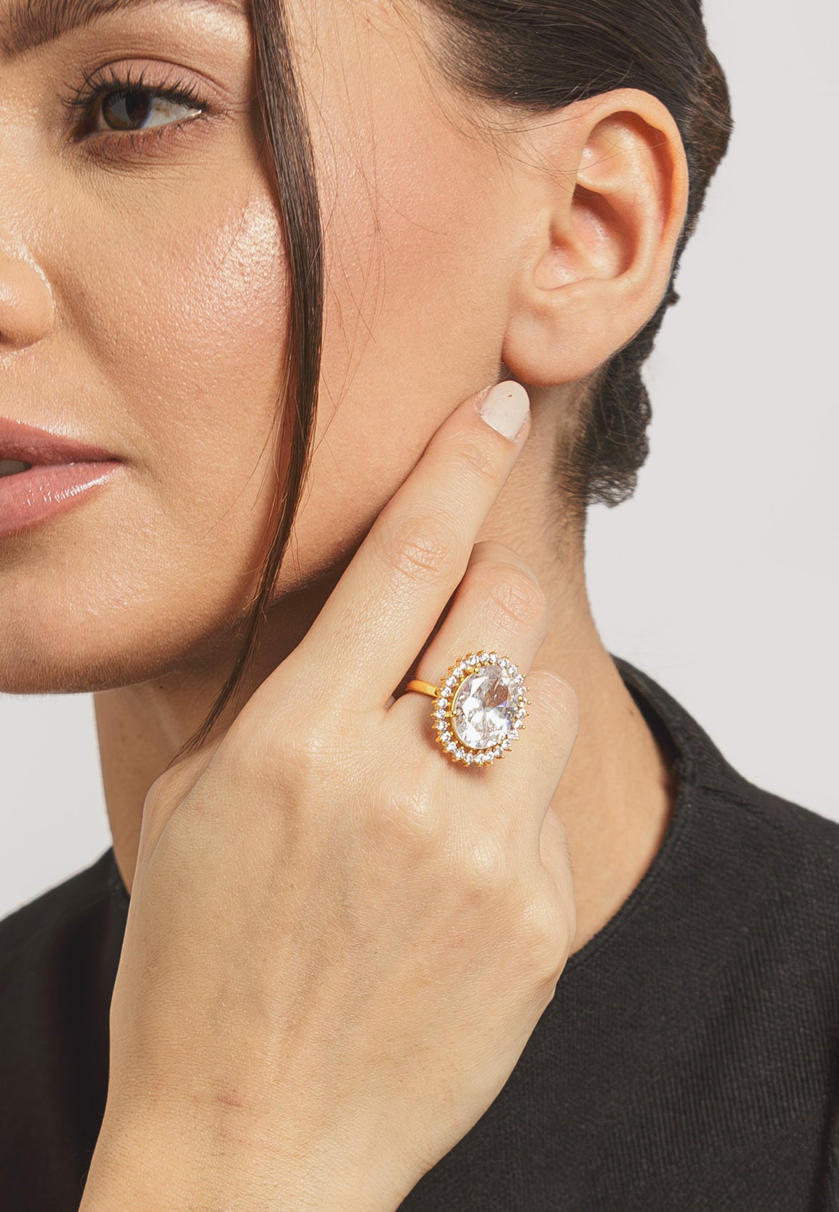 Beauty white ring