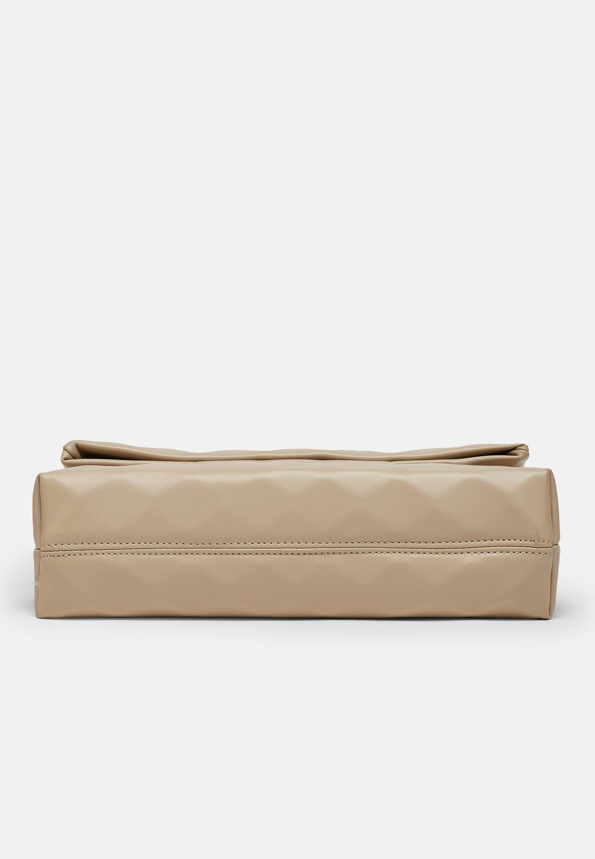 Chain shoulder bag