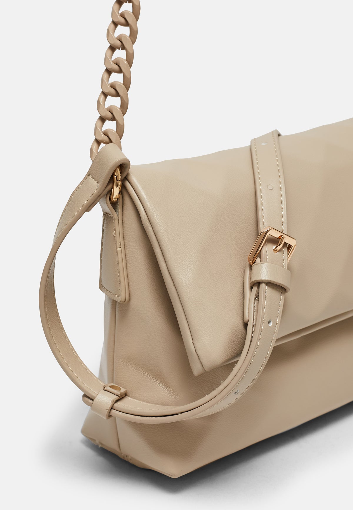 Chain shoulder bag