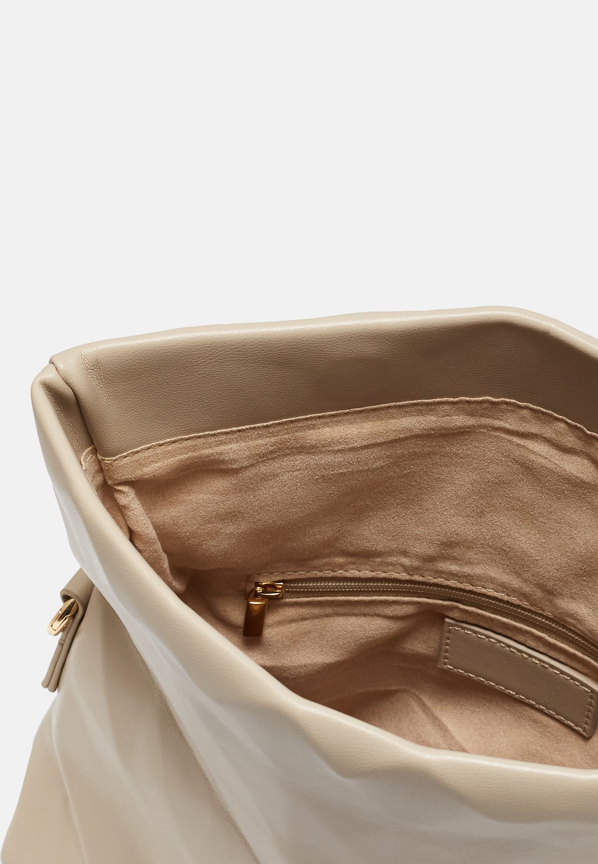 Chain shoulder bag