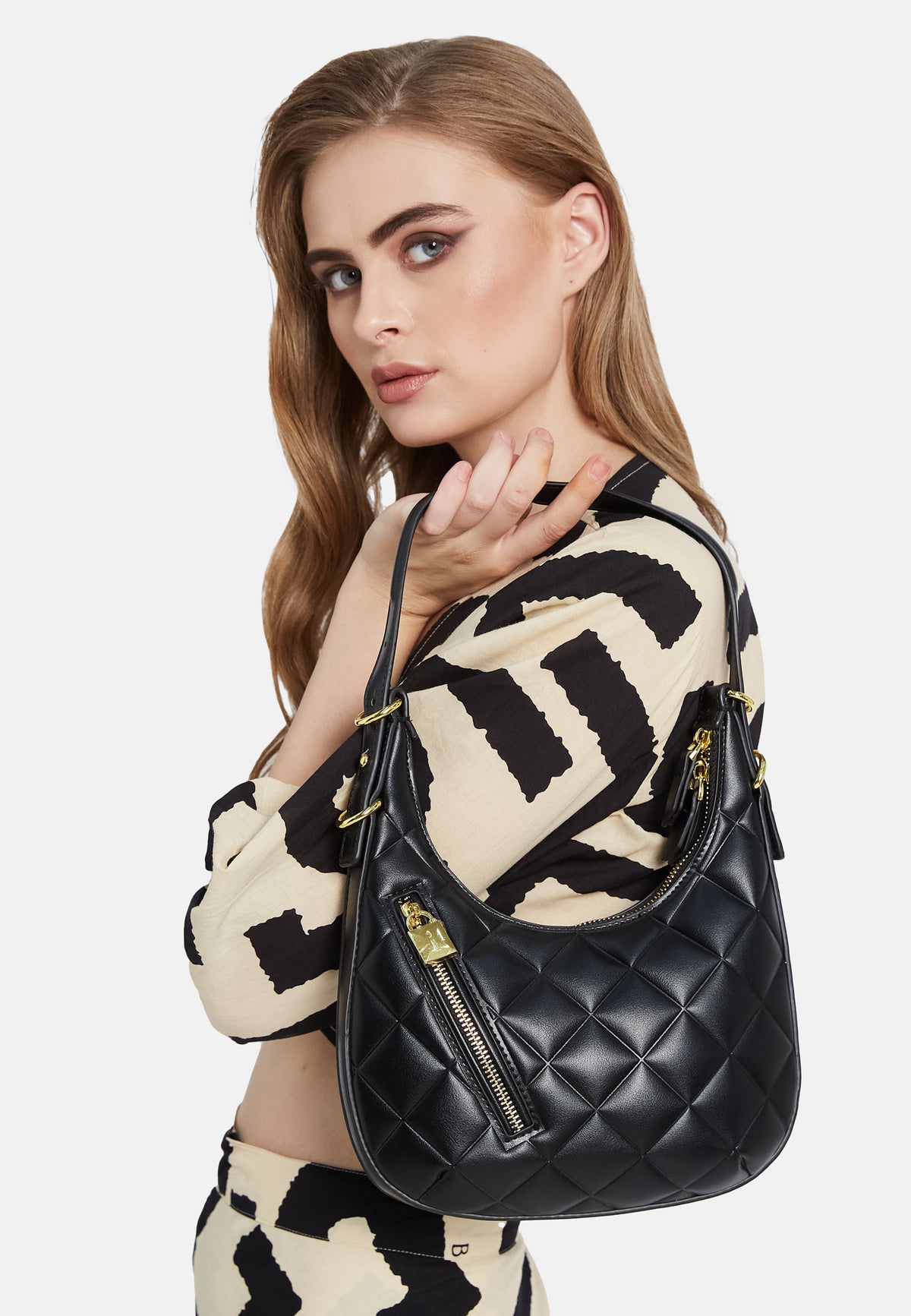 Quilted shoulder bag