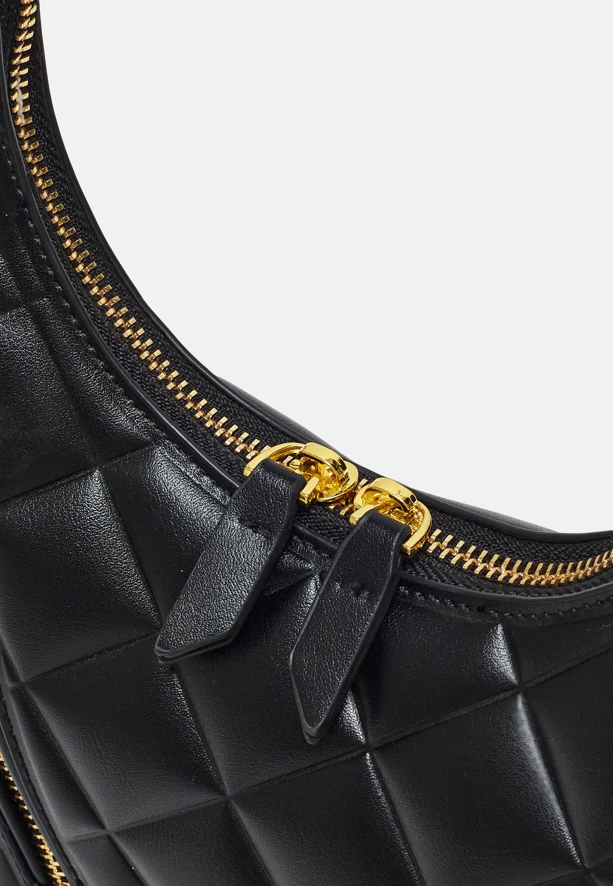 Quilted shoulder bag