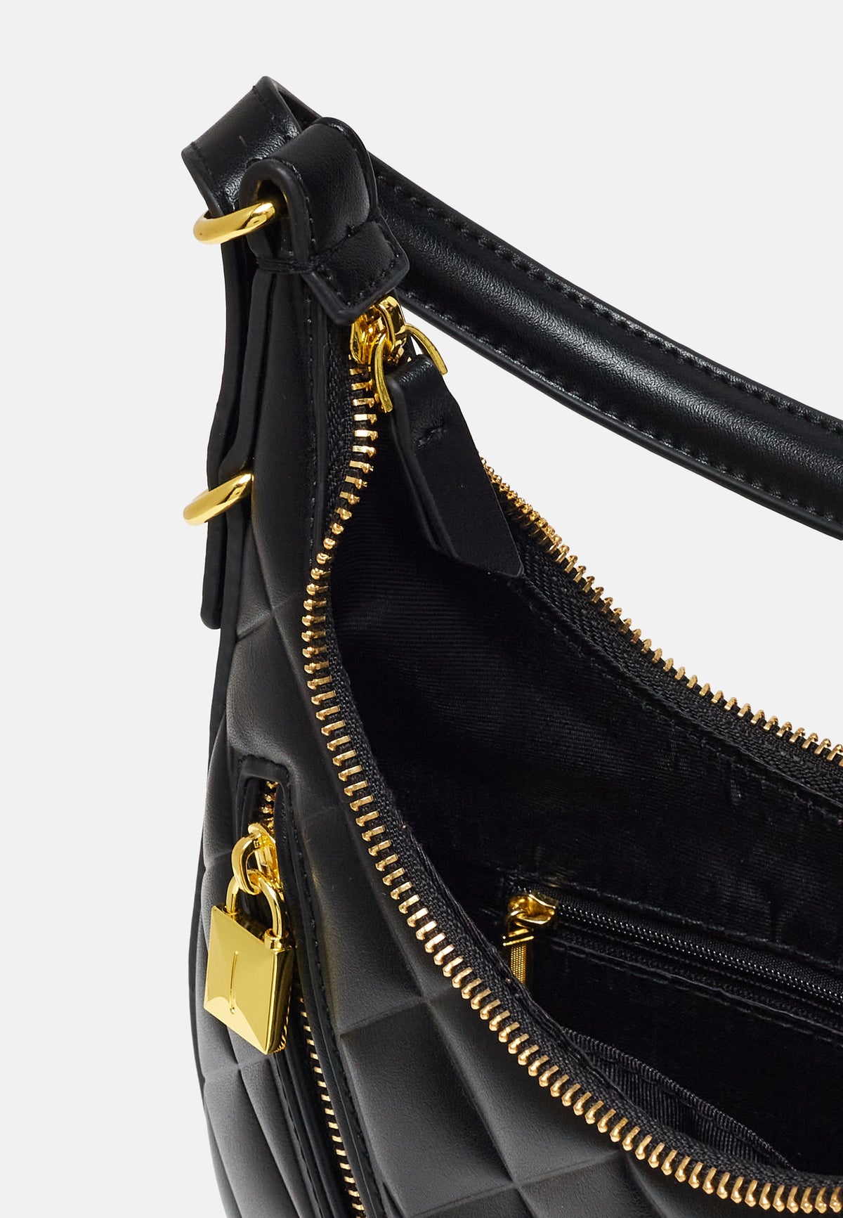 Quilted shoulder bag