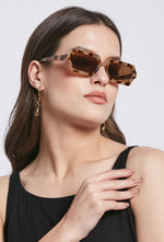 Load image into Gallery viewer, Mirra Sunglasses
