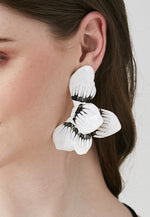 Load image into Gallery viewer, Luma White Earrings
