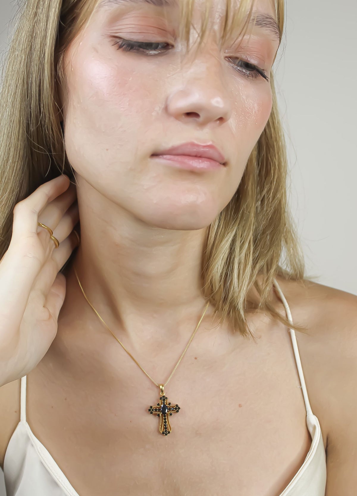 Divine pendant necklace bombay sunset