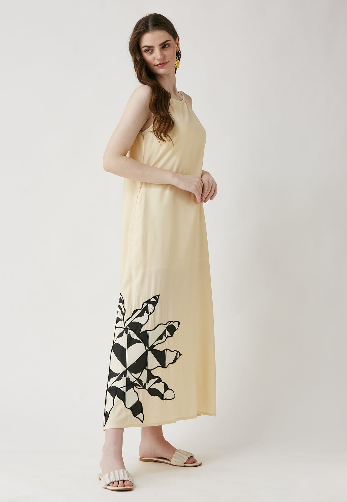 Alani Beige Kleid