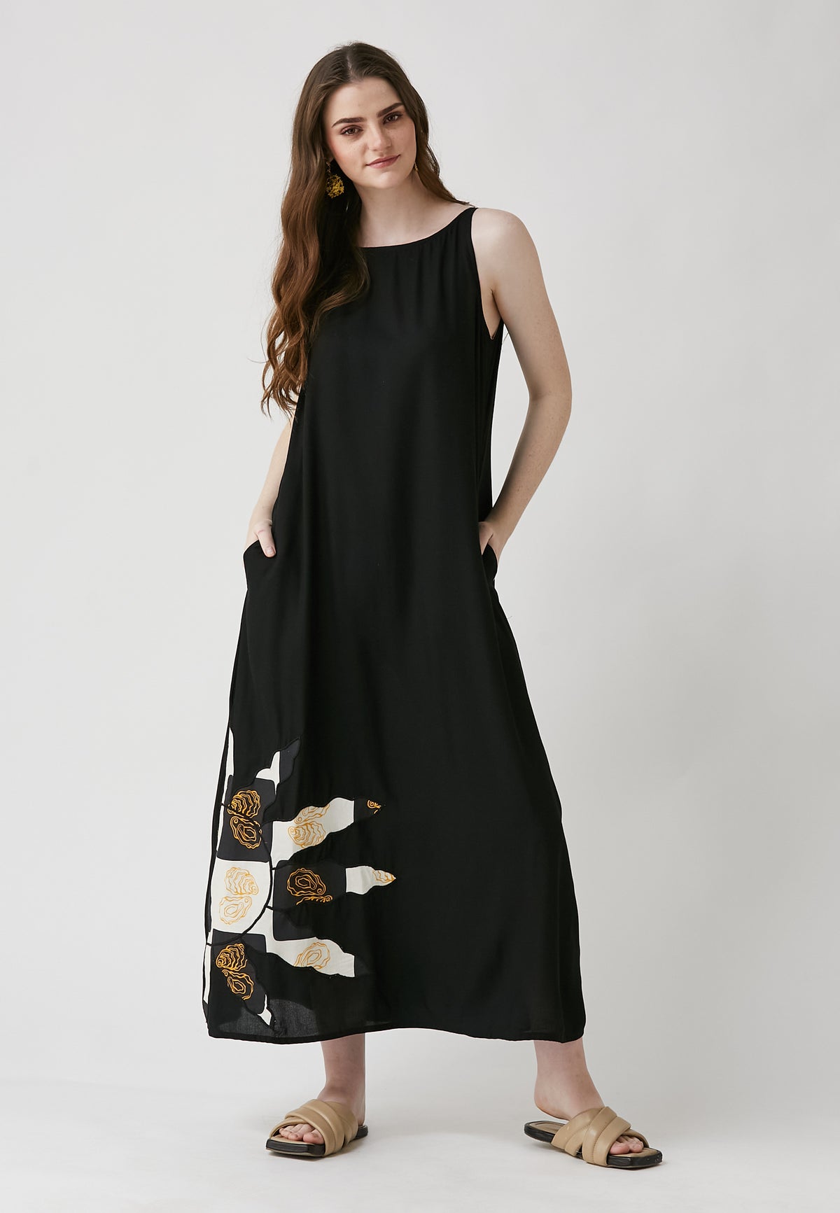 Alani schwarzes kleid