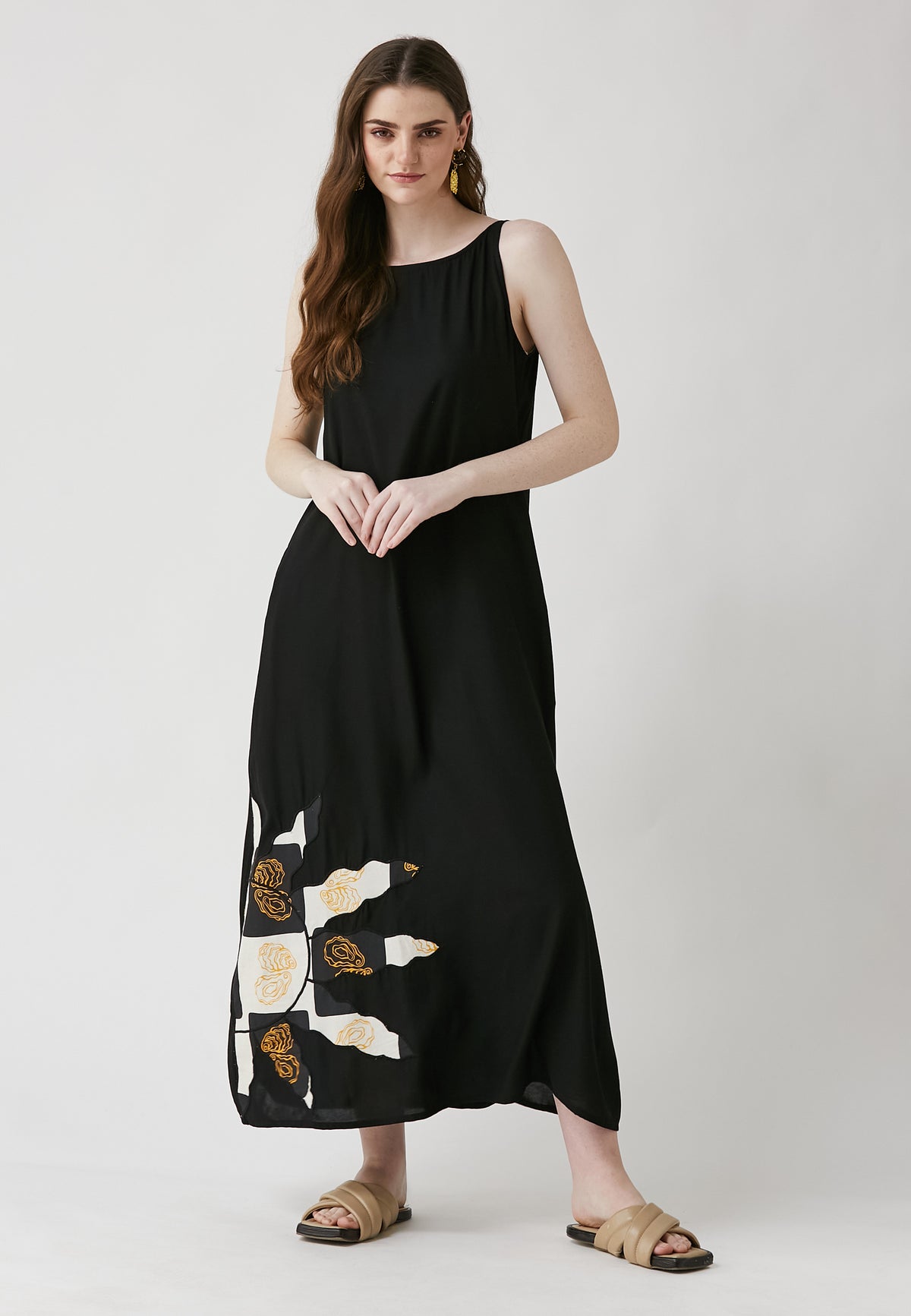 Alani schwarzes kleid