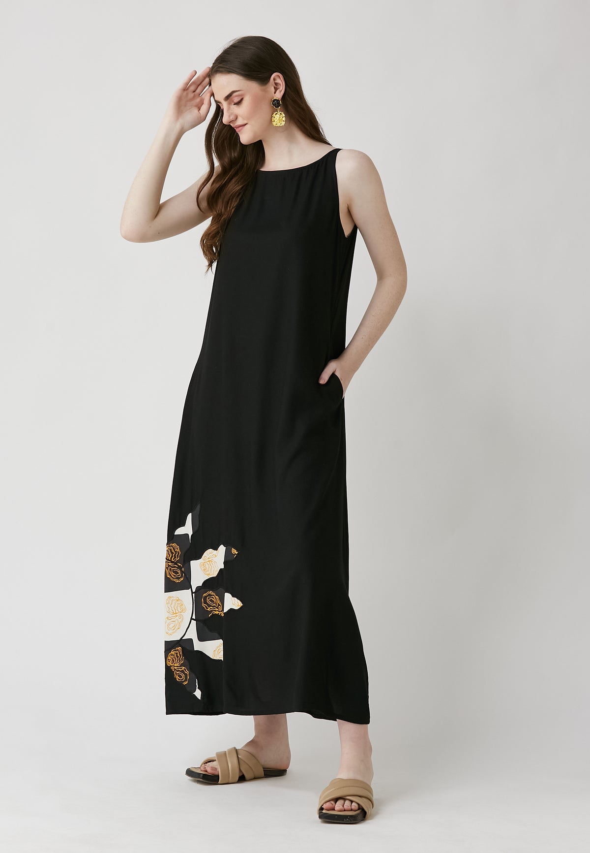 Alani schwarzes kleid