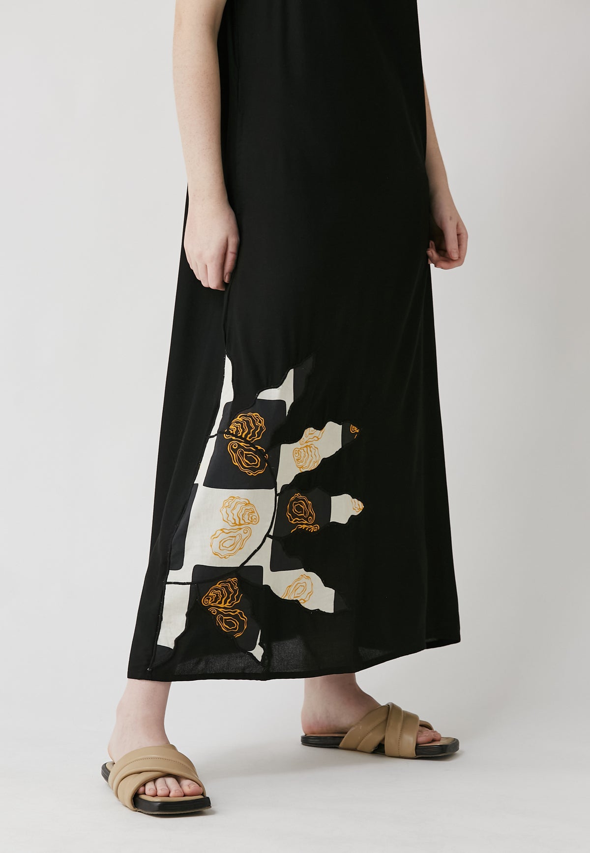 Alani schwarzes kleid