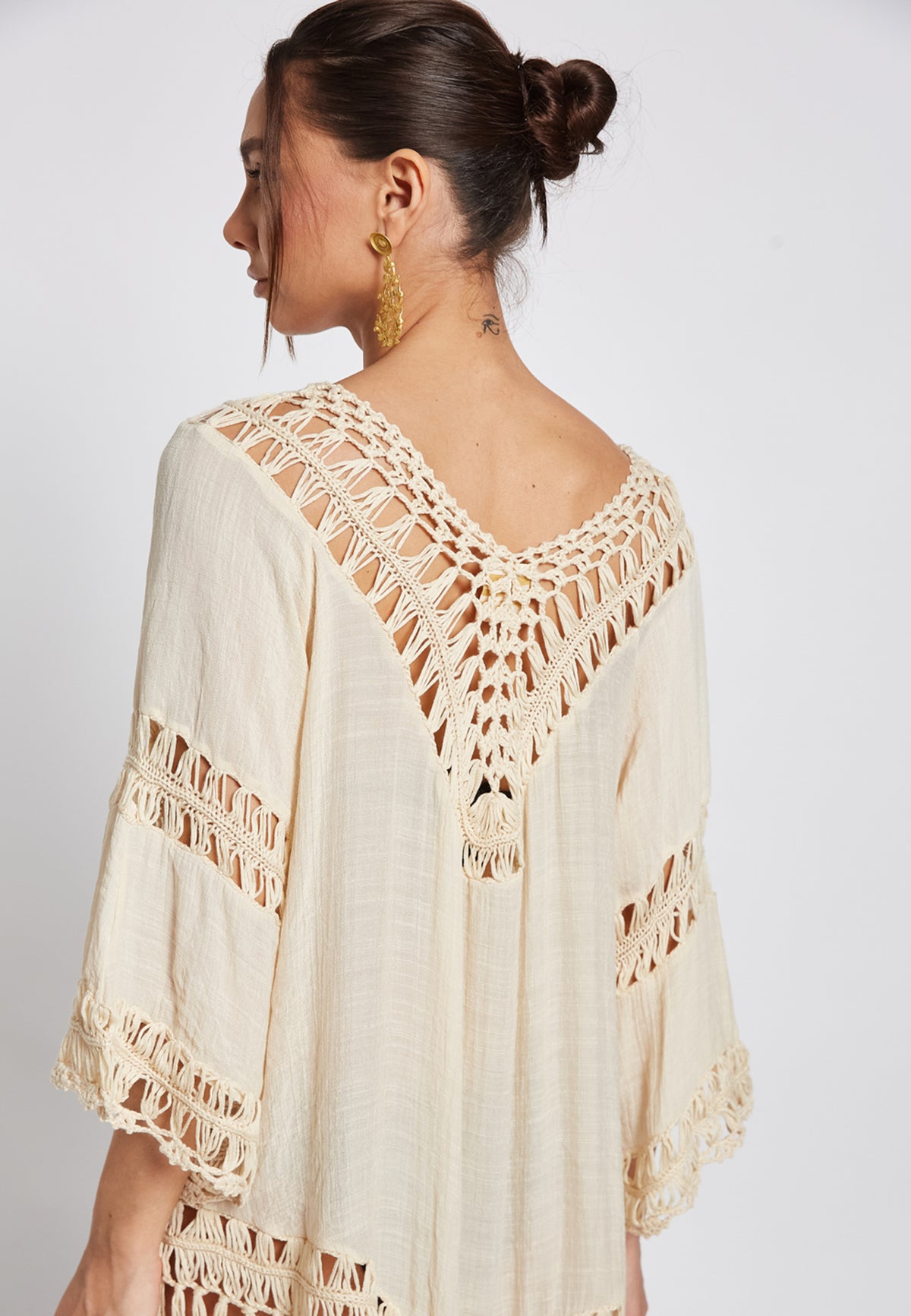 Reva Crochet Off-White Kimono