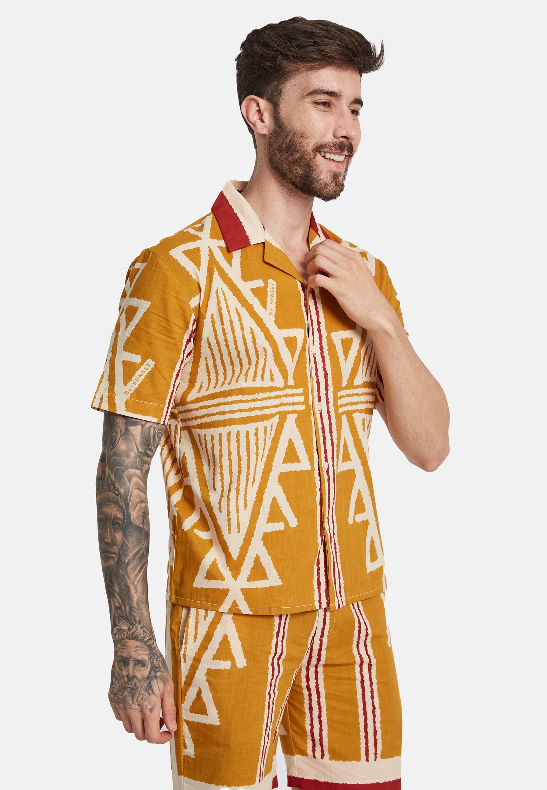 Tela Saffron Unisex Shirt