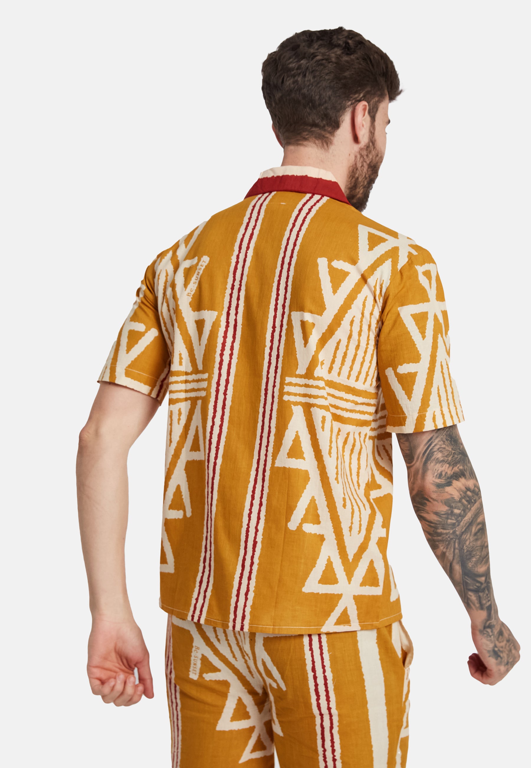 Tela Saffron Unisex Shirt