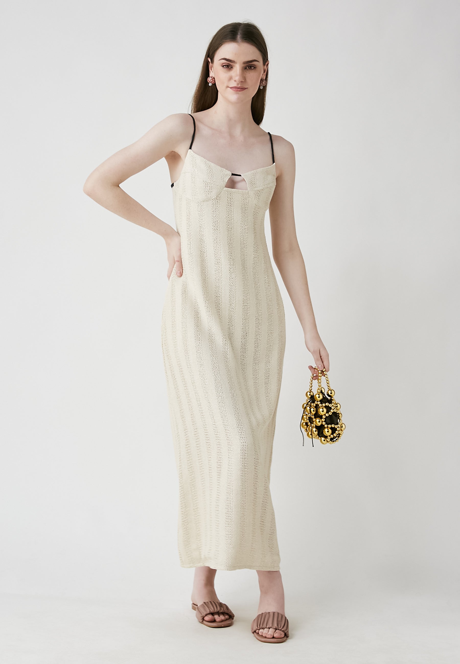 Vestido beige Aria Mai