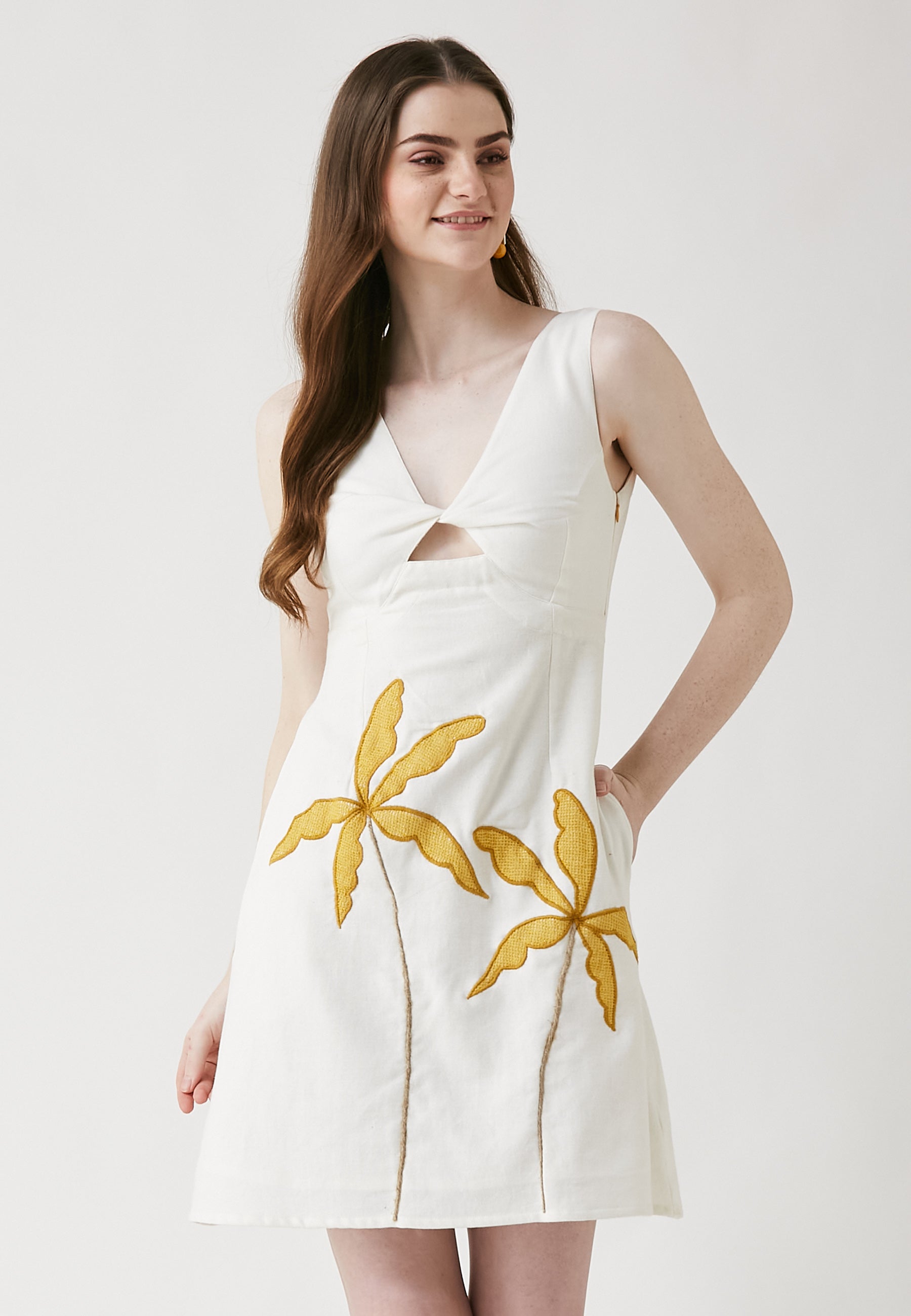 Vestido corto blanco Cove