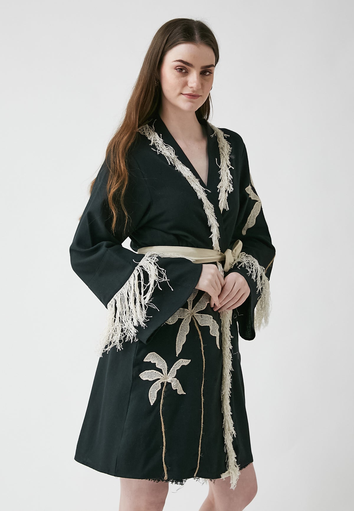 Kurzer schwarzer Kimono „Hori“