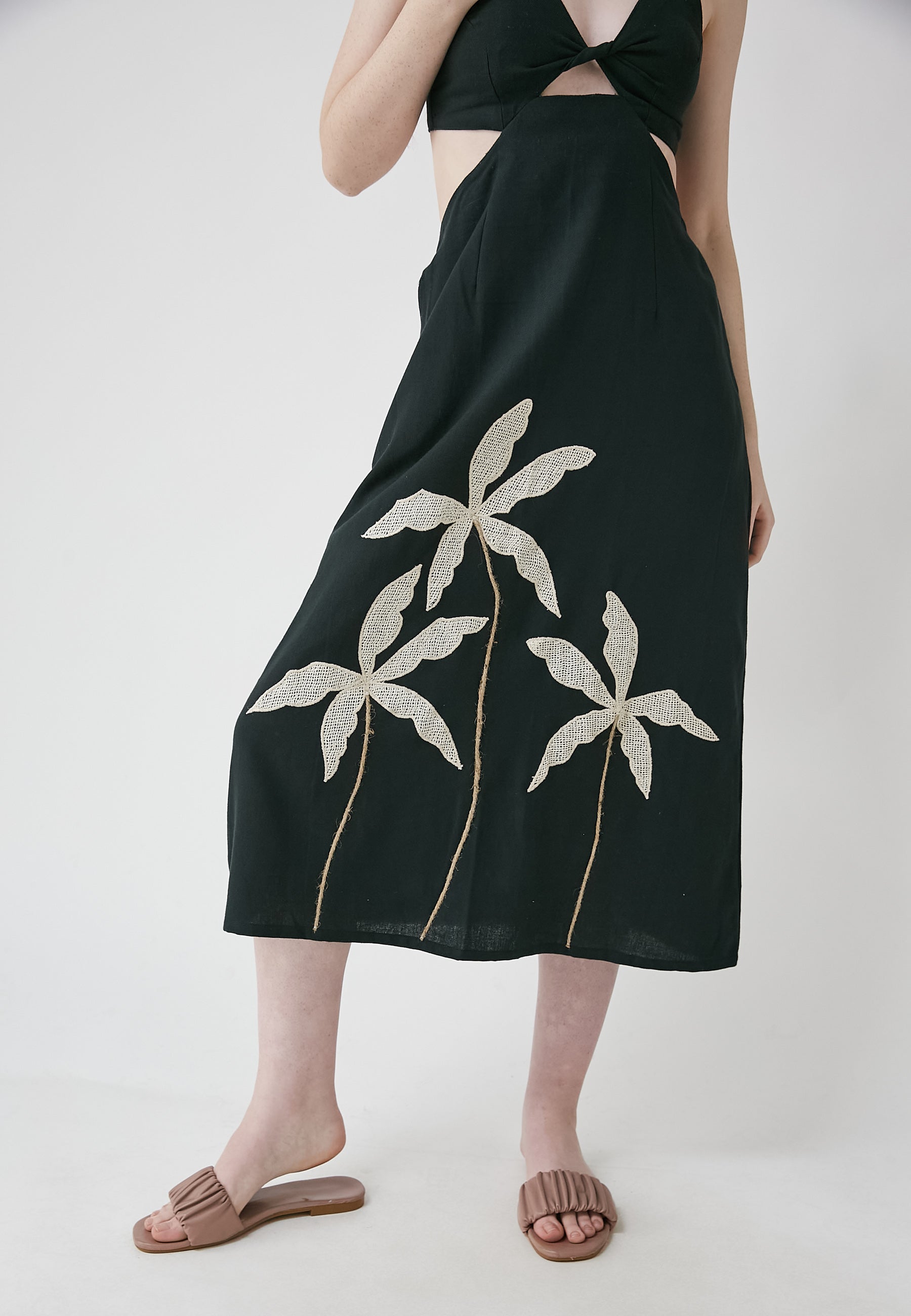 Vestido negro a presión