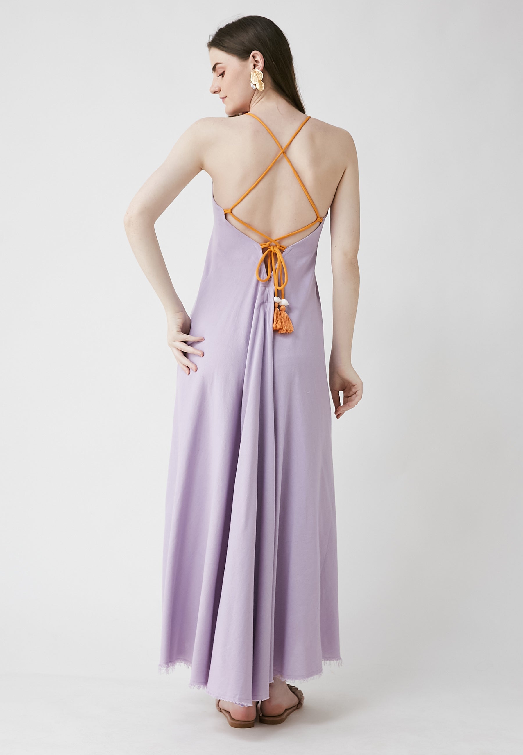 Vestido violeta tropical