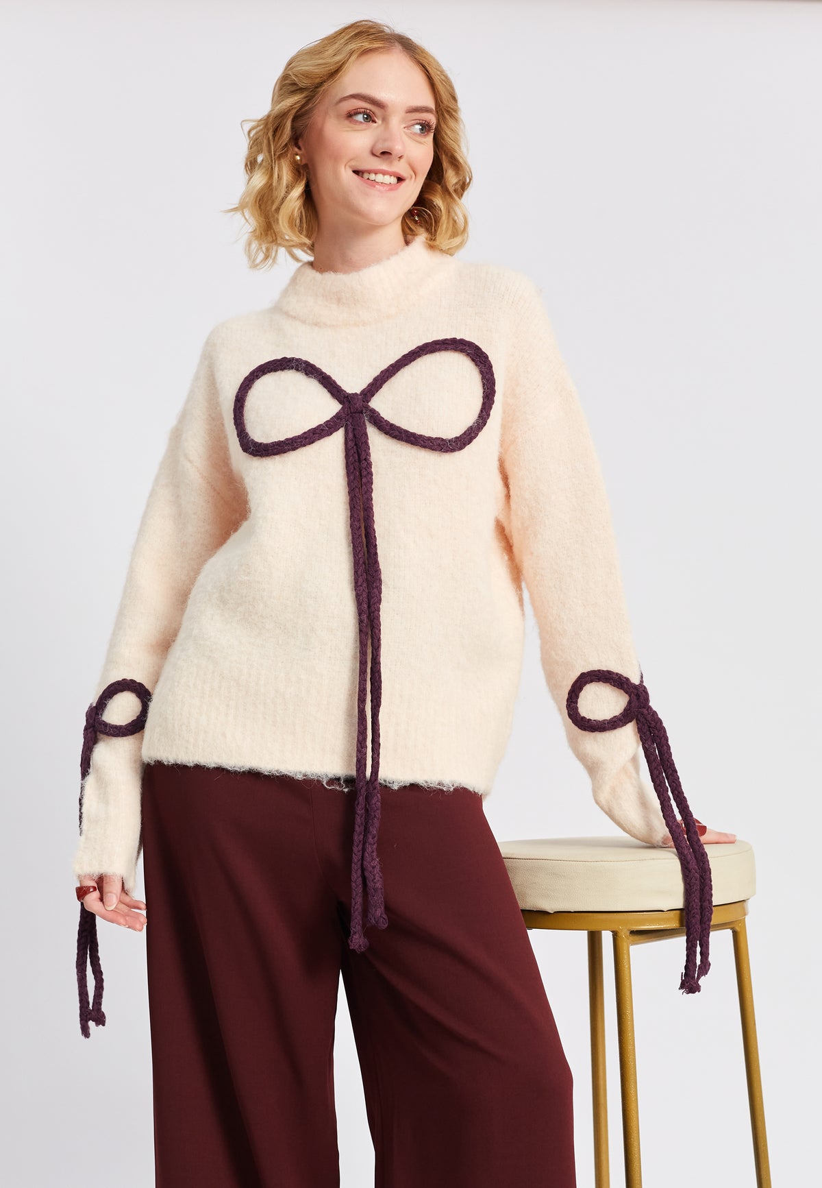 Pullover mit Schleife