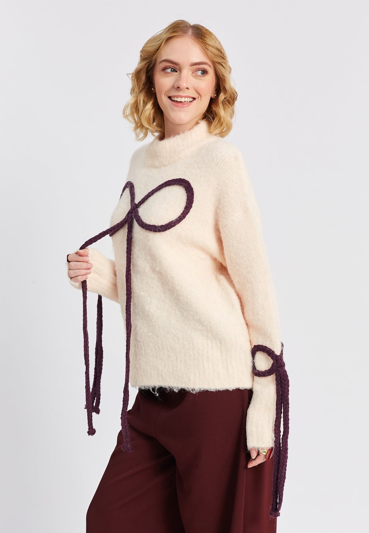 Pullover mit Schleife
