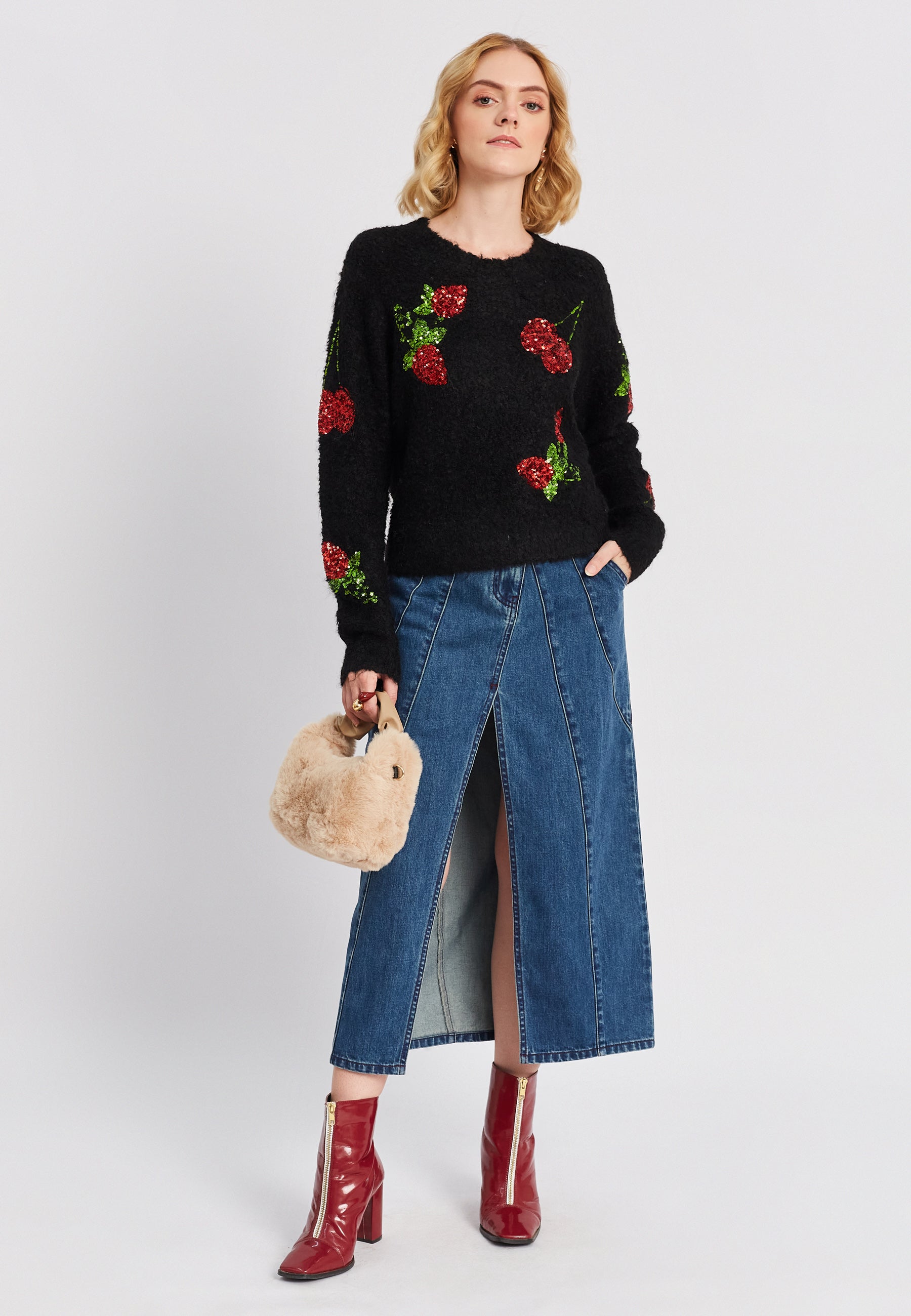 Ursula Black Sweater