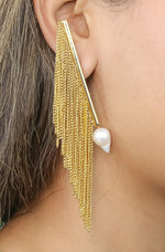 Load image into Gallery viewer, Cerian Earrings
