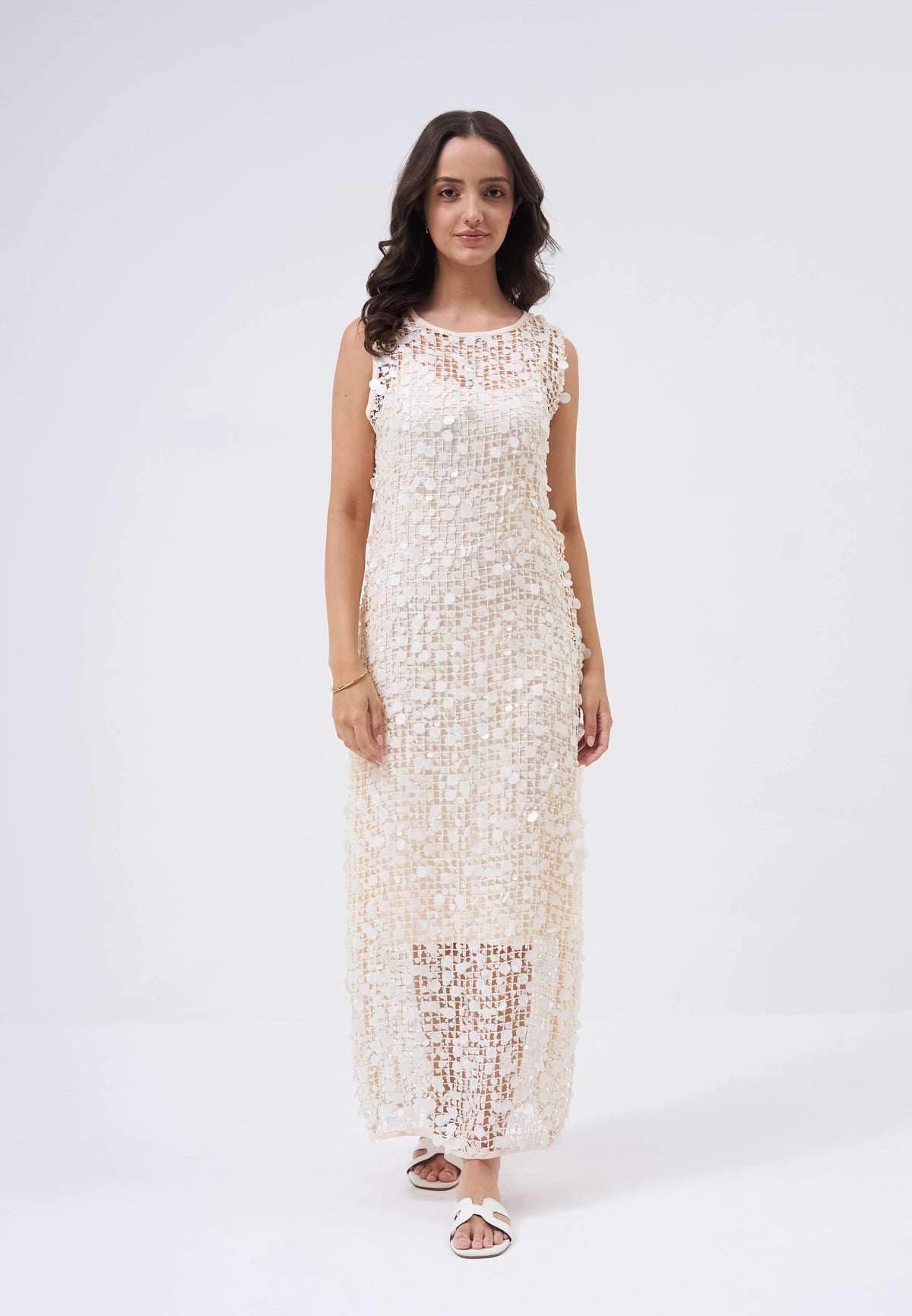 Chao dress   studio photograph 04