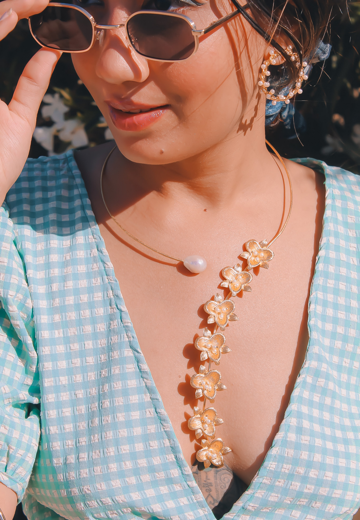 pearl blossom necklace Bombay Sunset