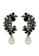 Bild in den Galerie-Viewer laden, frosty pearl earrings below 50 big bridal bride bridesmaid Bombay Sunset

