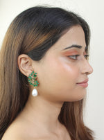 Load image into Gallery viewer, golden frosty pearl earrings Bombay Sunset
